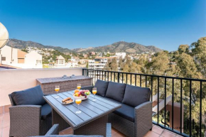 Mountain Views, Pool & Rooftop, Cozy 2BR for 6